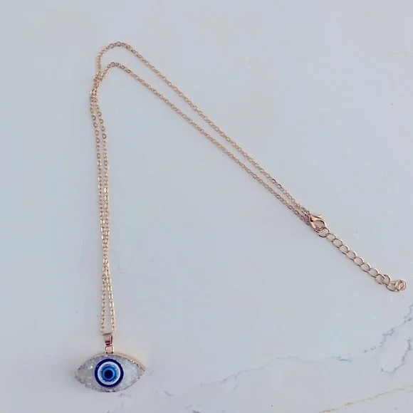 Necklace - Picture 1 of 1